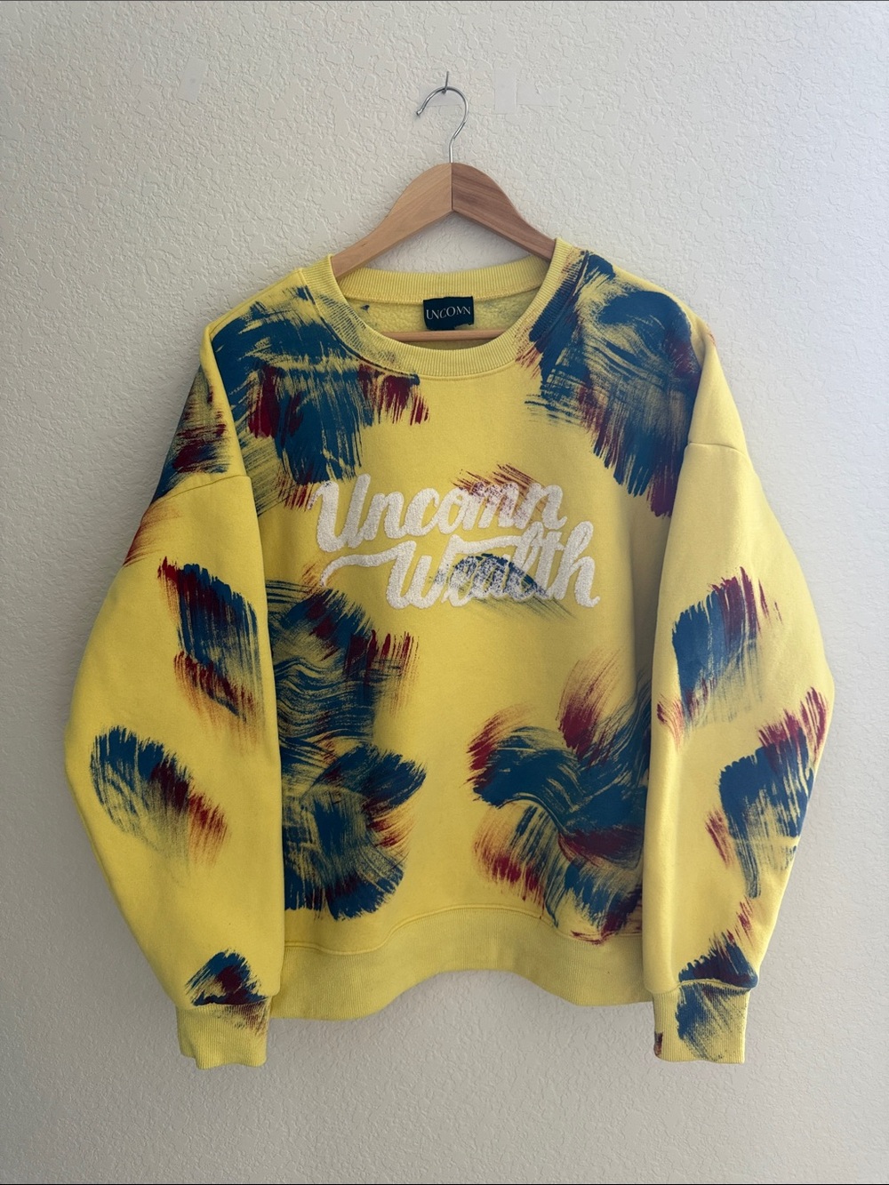 UNCOMN Wealth Yellow Paint Brush Print Crewneck Sweatshirt Size L